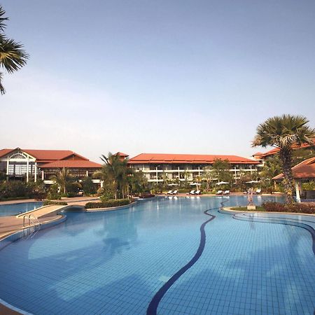 סיאם ריפ Angkor Palace Resort & Spa מראה חיצוני תמונה